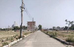  Plot For Sale in Sector 80