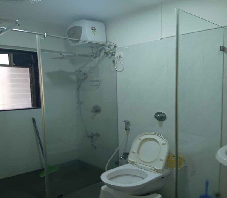 Bathroom, matoshree-pride 2 Bedroom 700 Sq.Ft. Apartment In Parel Mumbai 10749892
