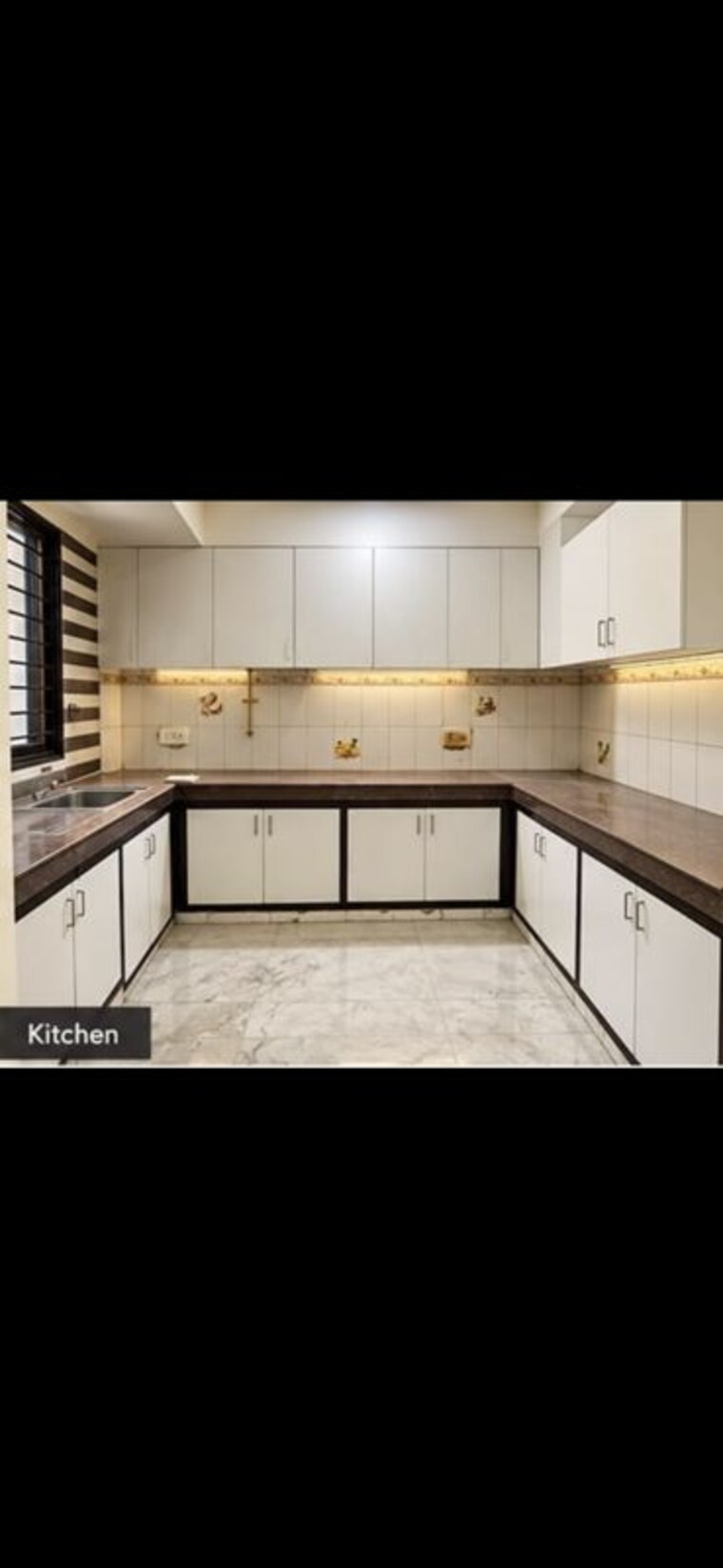 Kitchen, sector 48 6+ Bedroom 300 Sq.Mt. Independent House In Sector 48 Noida 10749890