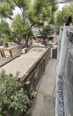 Balcony in 2 BHK Builder Floor at Ramesh Nagar – for Rent