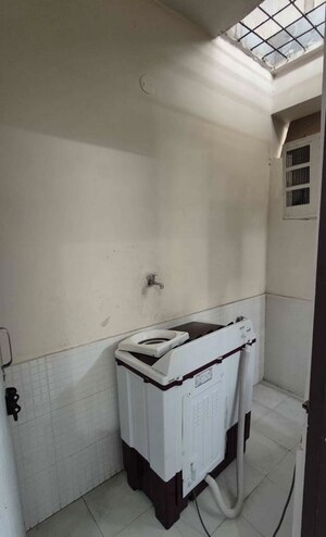 Bathroom in 2 BHK Builder Floor at Ramesh Nagar – for Rent