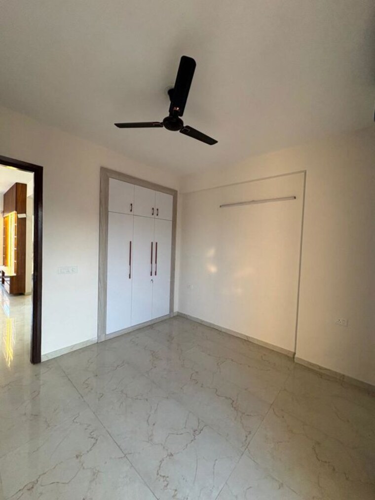 Room, smart-world-gems 3.5 Bedroom 1510 Sq.Ft. Apartment In Sector 89 Gurgaon 10749898