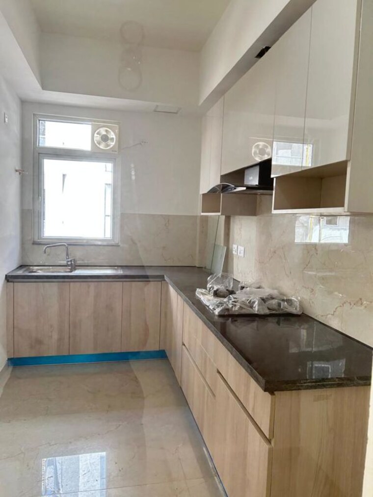 Kitchen, signature-global-city-63a 3.5 Bedroom 1470 Sq.Ft. Apartment In Sector 63a Gurgaon 10749947