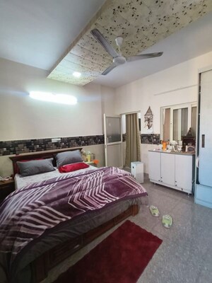 1 BHK Builder Floor For Rent in Sant Nagar