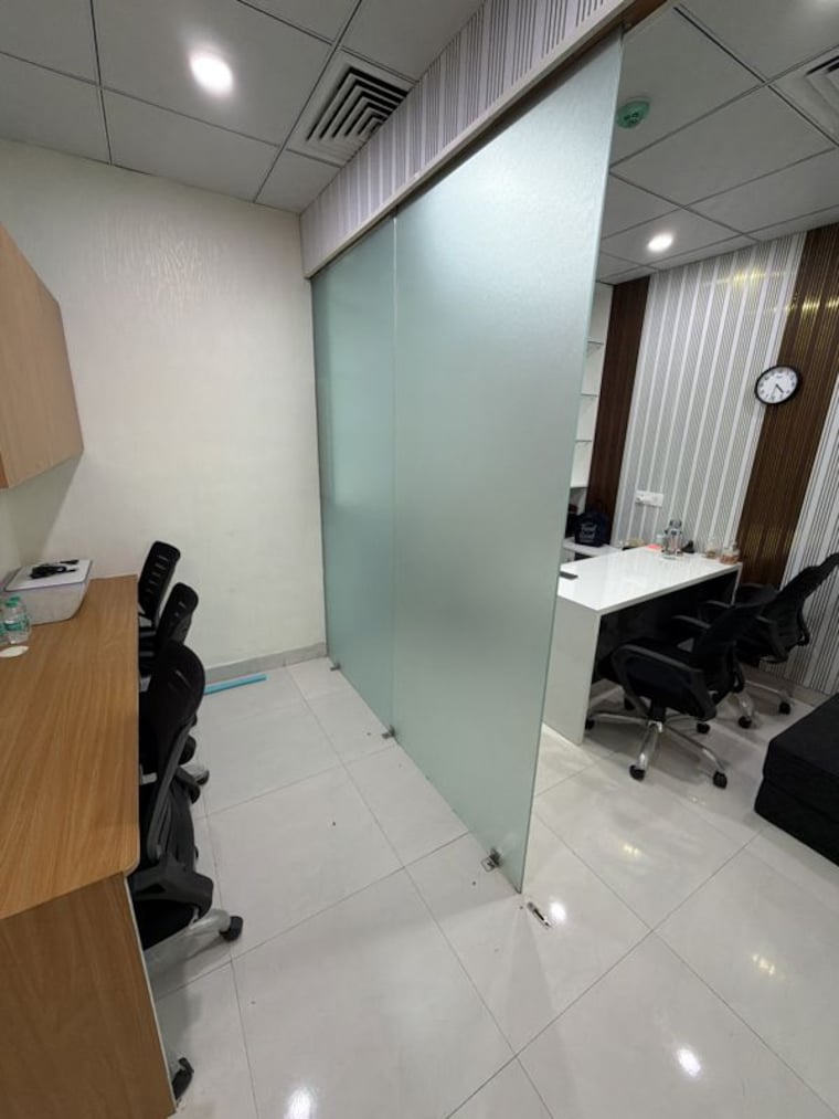 Team Area, galaxy-blue-sapphire-plaza Commercial Office Space 226 Sq.Ft. In Sector 4 Greater Noida Greater Noida 10749952