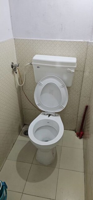 Bathroom in 1 BHK Apartment at Sector 5 Ghansoli – for Rent