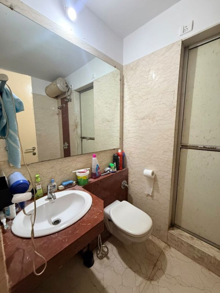 Bathroom, kalpataru-aura 2 Bedroom 751 Sq.Ft. Apartment In Ghatkopar West Mumbai 10749988