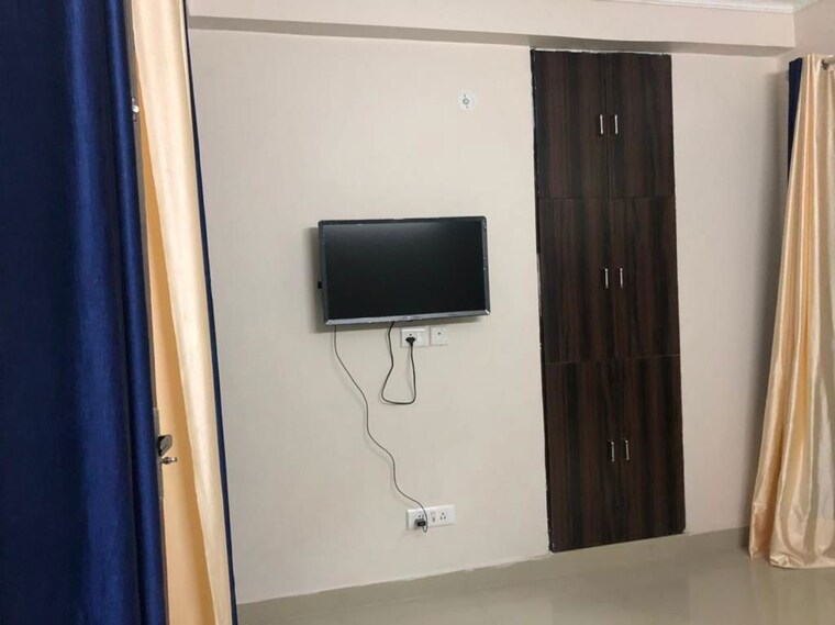 undefined, sector 43 2 Bedroom 1800 Sq.Ft. Builder Floor In Sector 43 Gurgaon 10750004