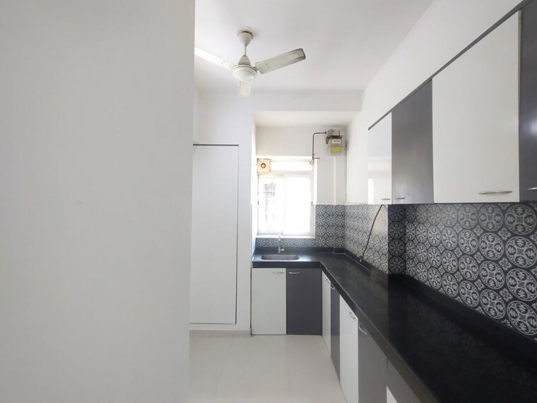 Kitchen, lodha-amara 2 Bedroom 672 Sq.Ft. Apartment In Kolshet Road Thane 10750049