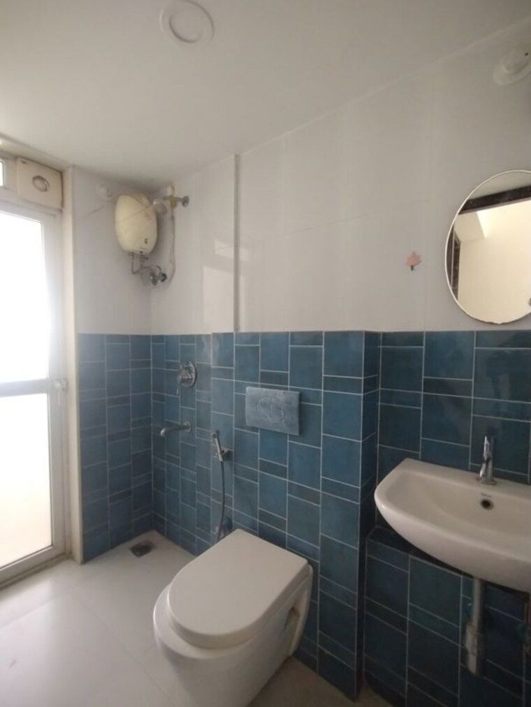 Bathroom, lodha-amara 2 Bedroom 672 Sq.Ft. Apartment In Kolshet Road Thane 10750049