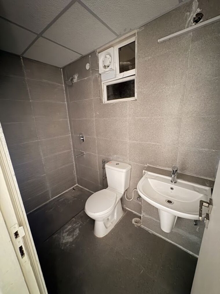 Bathroom, signature-global-city-81 2.5 Bedroom 1100 Sq.Ft. Builder Floor In Sector 81 Gurgaon 10750050