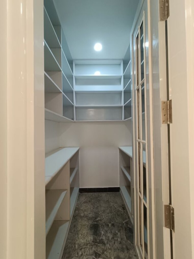 undefined, pitampura 4 Bedroom 300 Sq.Yd. Builder Floor In Pitampura Delhi 10750057