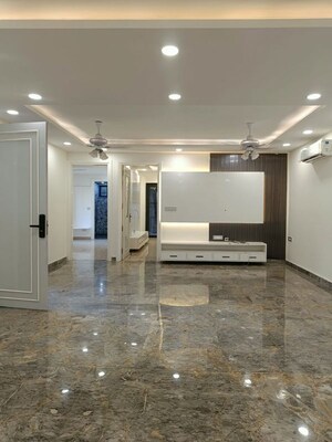 Building Lobby in 4 BHK Builder Floor at Pitampura – for Sale