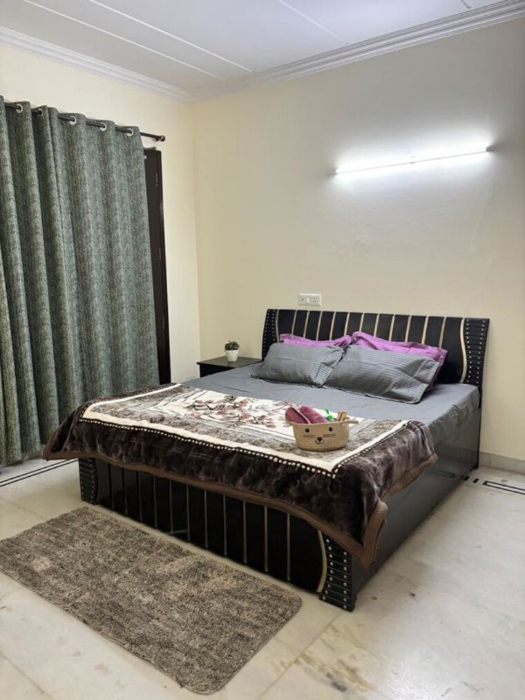 Bedroom, sector 45 3 Bedroom 1850 Sq.Ft. Builder Floor In Sector 45 Gurgaon 10750056