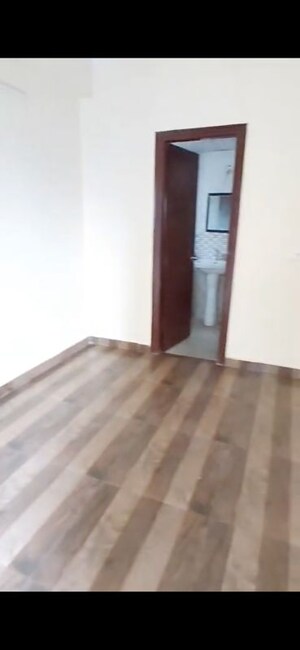 Room in 3 BHK Apartment at Saviour Green Arch, Tech Zone 4 Greater Noida – for Rent
