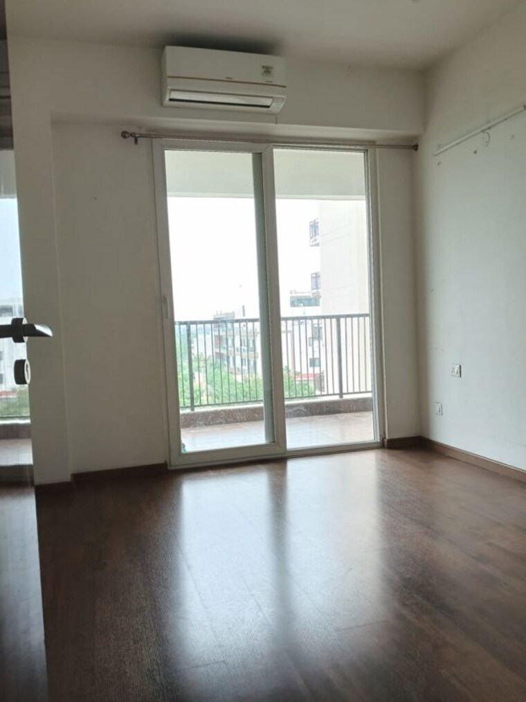 Room, dlf-garden-city-independent-floors 4 Bedroom 2700 Sq.Ft. Builder Floor In Sector 92 Gurgaon 10750055