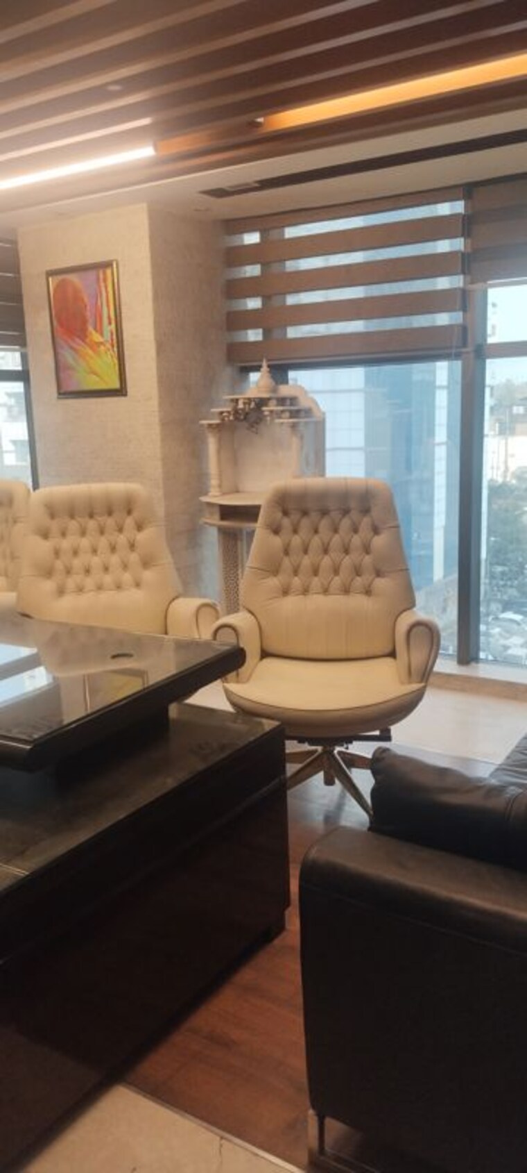 Living Room, netaji subhash place Commercial Office Space 1000 Sq.Ft. In Netaji Subhash Place Delhi 10750096