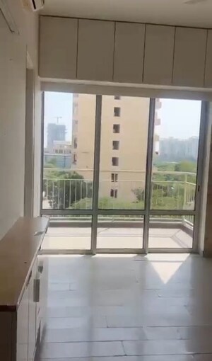 2 BHK Apartment For Rent in Ireo Uptown, Sector 66