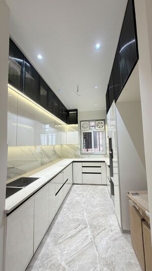 Kitchen in 3 BHK Builder Floor at Shalimar Bagh – for Sale
