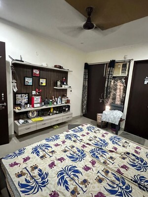 Bedroom in 2 BHK Builder Floor at Vidya Enclave, Sector 56 – for Rent