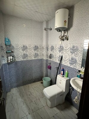 Team Area in 2 BHK Builder Floor at Vidya Enclave, Sector 56 – for Rent
