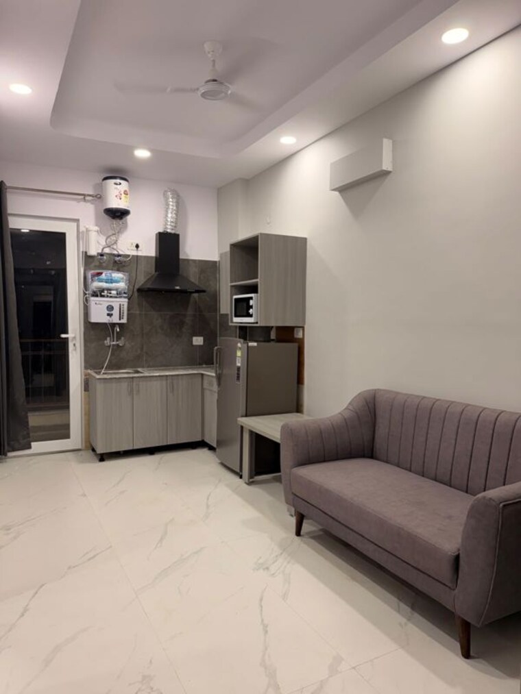 Living Room, experion-one-42 1 Bedroom 600 Sq.Ft. Builder Floor In Sector 42 Gurgaon 10750152