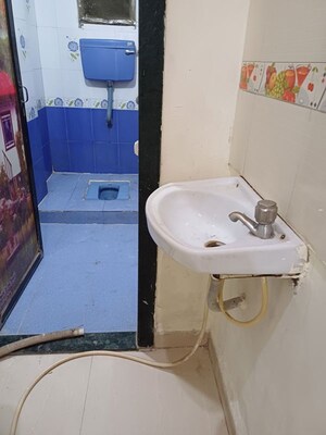 Bathroom in 1 BHK Apartment at Sector 5 Ghansoli – for Rent