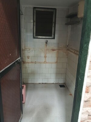 Bathroom in 1 BHK Apartment at Shree Nagar – for Rent