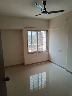 Room in 2 BHK Apartment at The Rao Heights, Moshi – for Rent