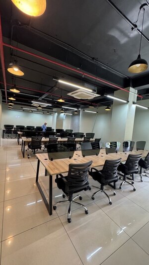  Office Space For Rent in Sector 75