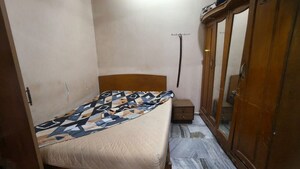 Bedroom in 2 BHK Apartment at Bandra West – for Rent