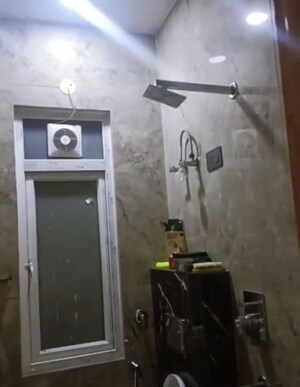 Bathroom in 3 BHK Builder Floor at Ashok Nagar – for Rent