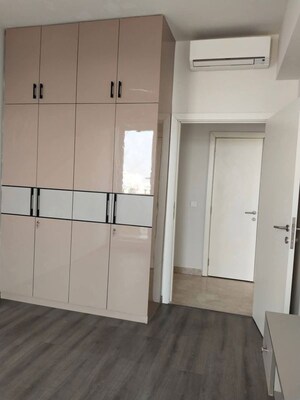Room in 2.5 BHK Apartment at Ireo The Corridors, Sector 67a – for Sale