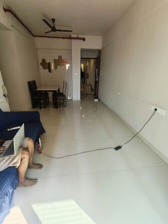 2 BHK +Apartment For Rent in Rustomjee Hazel in Majiwada, Thane