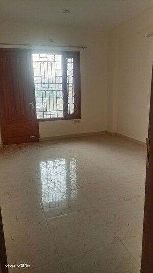 3 BHK Builder Floor For Rent in Sector 57