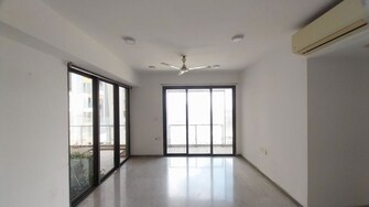3 BHK +  1086 Sq.Ft. Apartment in New Cuffe Parade