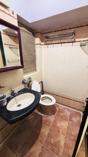 Team Area in 2 BHK Apartment at Marathon Cosmos, Mulund West – for Rent