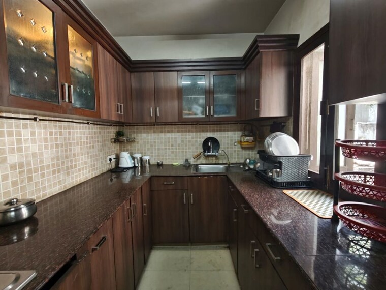 Kitchen, hauz khas enclave 2 Bedroom 150 Sq.Ft. Apartment In Hauz Khas Enclave Delhi 10750264