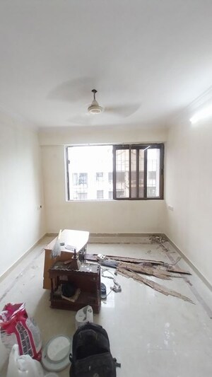 Bedroom in 3 BHK Apartment at Wadala – for Sale