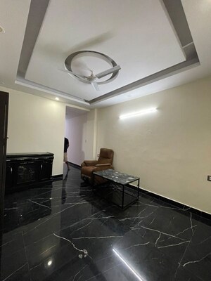 Room in 2 BHK Apartment at Chattarpur – for Rent