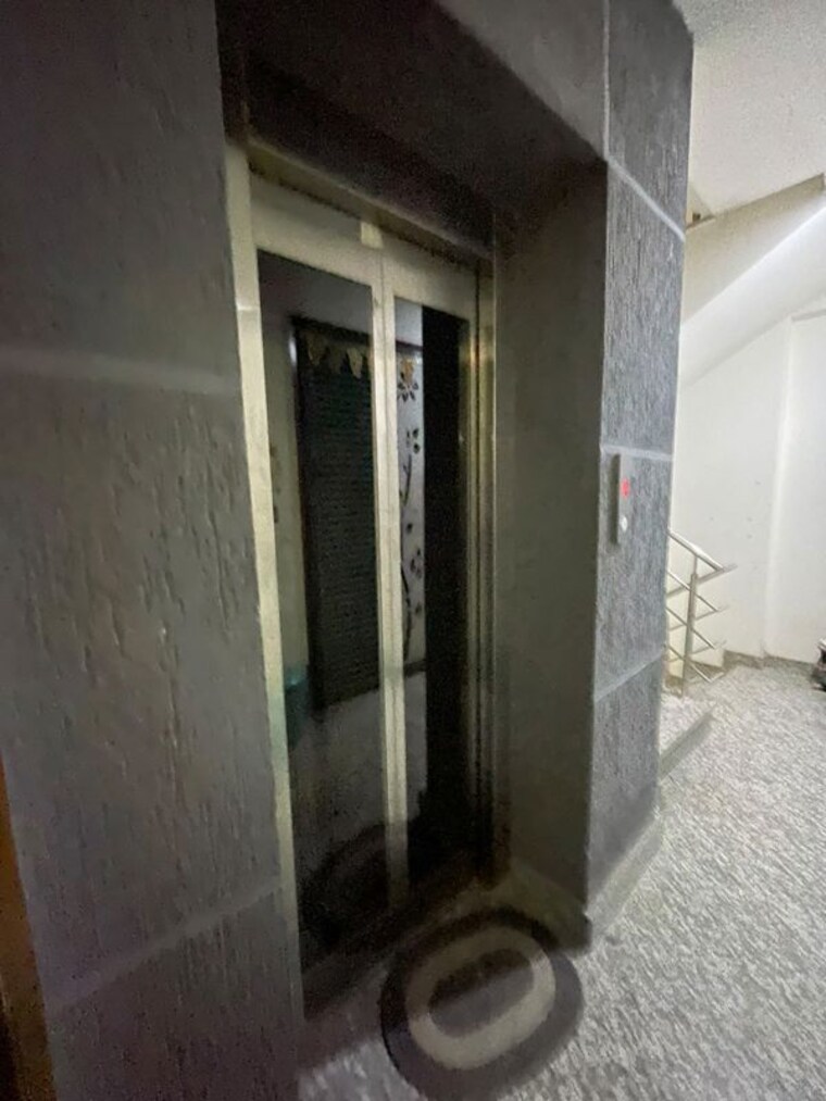 undefined, chattarpur 2 Bedroom 80 Sq.Yd. Apartment In Chattarpur Delhi 10750277
