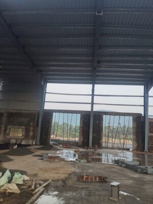 Parking in  Warehouse at Poman – for Sale