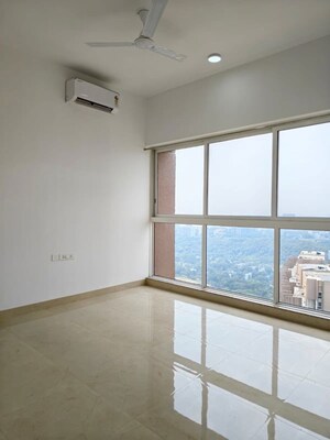 Room in 3 BHK Apartment at Runwal Forests, Kanjurmarg West – for Rent