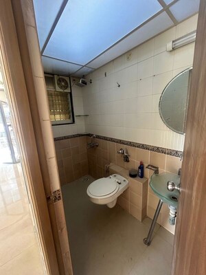Bathroom in 3 BHK Apartment at Alka Apartment, Santacruz West – for Rent