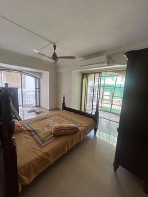Bedroom in 3 BHK Apartment at Alka Apartment, Santacruz West – for Rent