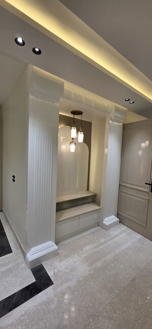 Furnished Amenities in 4 BHK Builder Floor at Sector 4 – for Sale