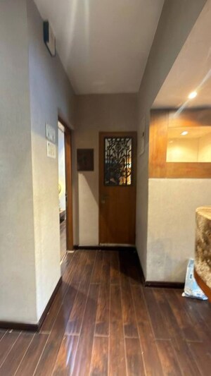 Furnished Amenities in 3 BHK Apartment at Elegant Apartment Khar, Khar West – for Rent
