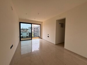 2 BHK Apartment For Rent in Santacruz West
