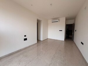 Room in 2 BHK Apartment at Santacruz West – for Rent
