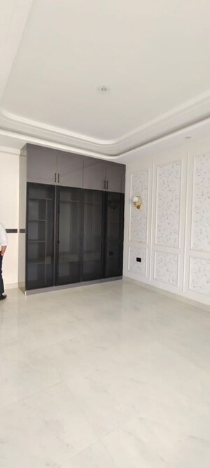 Room in 3 BHK Villa at Sahastradhara – for Sale